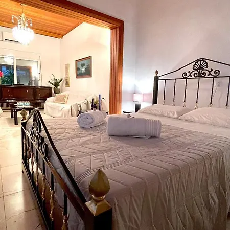Emerald Luxury - Ath Airport Σπάτα